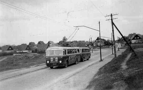 Trolleybus no. 6/II of the GDR type LOWA W 600