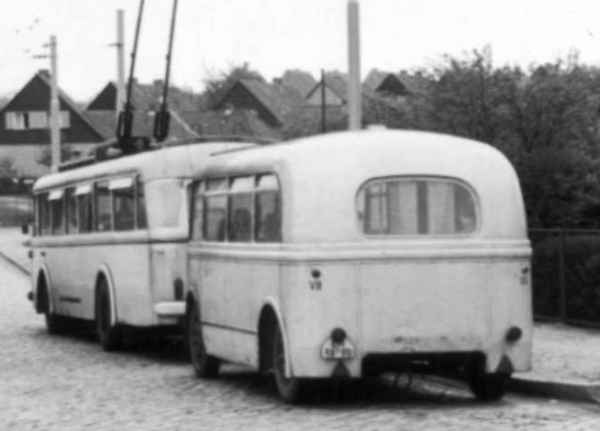Trolleybus trailer no. VII(III) of the GDR type LOWA W 701 at the final stop Ostend
