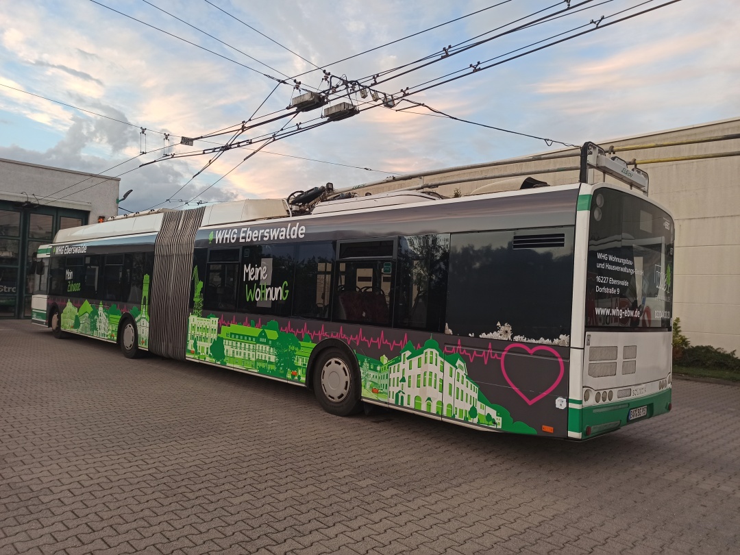 Articulated trolleybus no. 057 of the Polish type Solaris Trollino 18 III Cegelec AC
