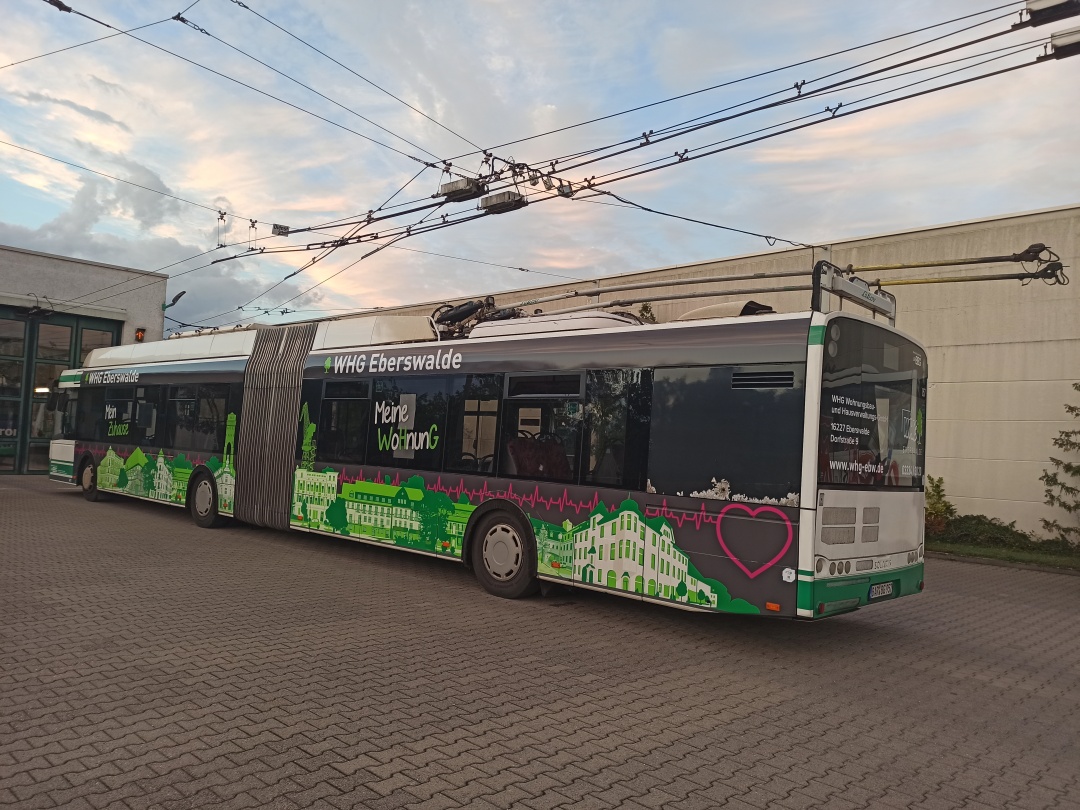 Articulated trolleybus no. 057 of the Polish type Solaris Trollino 18 III Cegelec AC