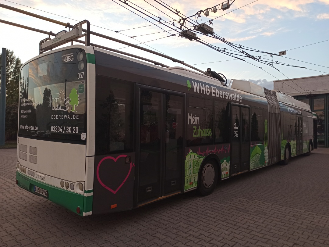 Articulated trolleybus no. 057 of the Polish type Solaris Trollino 18 III Cegelec AC