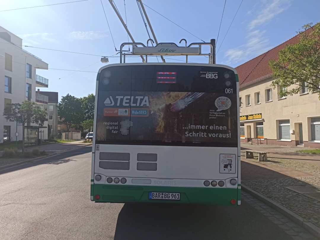 Gelenkobus Nr. 061 vom polnischen Typ Solaris Trollino 18 AC