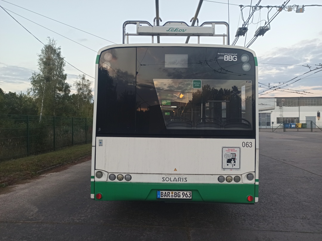 Articulated trolleybus no. 063 of the Polish type Solaris Trollino 18 III Cegelec AC