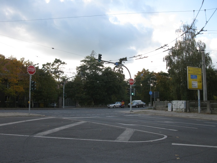 Fahrleitung in der Wendestelle Westend Boldtstraße
