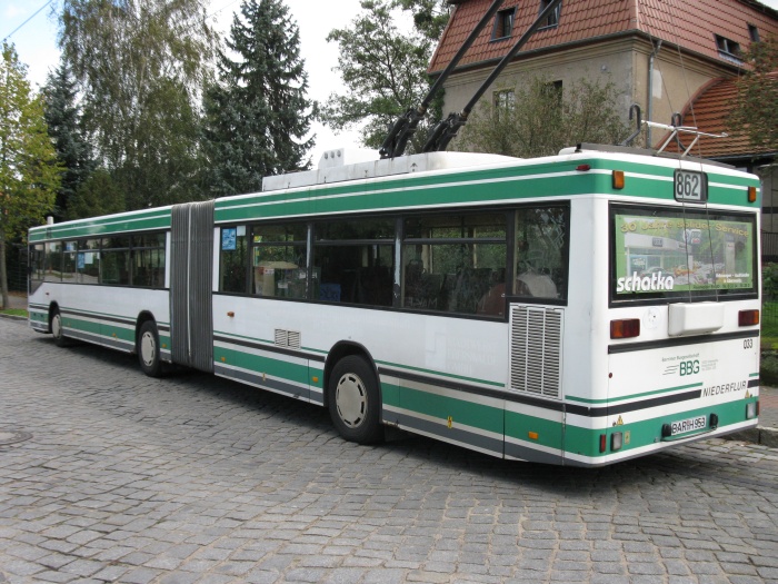 Gelenkobus Nr. 033 vom österreichischen Typ ÖAF Gräf & Stift NGE 152 M17